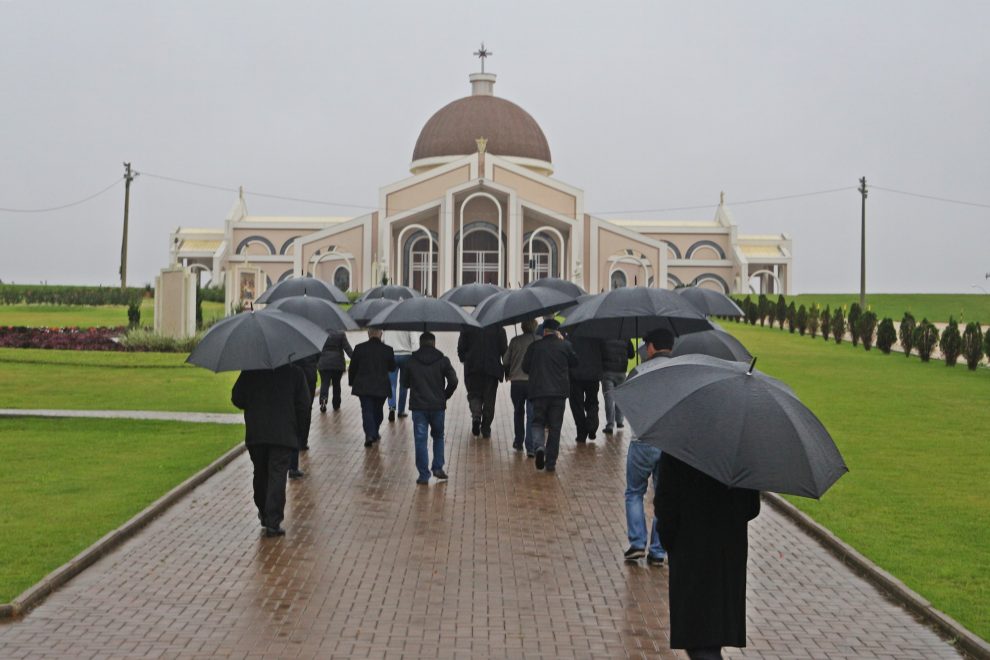 Reflexões pastorais e peregrinação marcam o primeiro dia do encontro entre bispos e coordenadores de pastoral