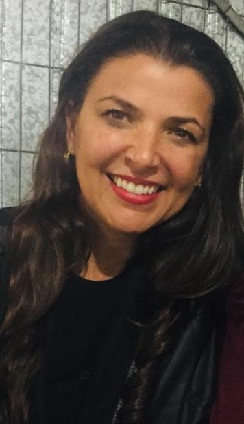 Louvado seja Deus por mais um ano de vida de Simone Pereira